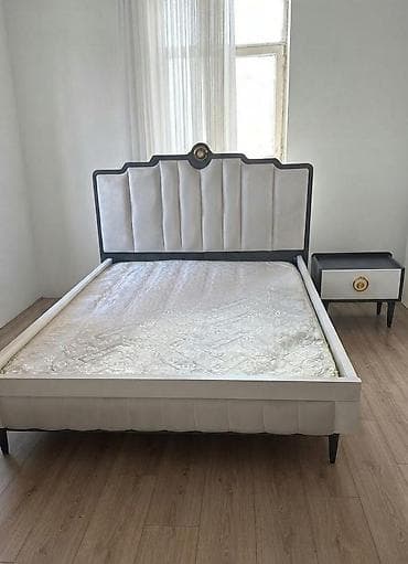 Damla fabrikden taxt 1 tumbayla 250 manat .Catdirilma odenisle.Unvan — 1