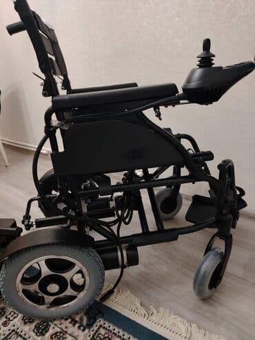 унитаз для инвалидов переносной: Elektrik təkərli kürsü – qatlanan, joystick idarəetməli model - Güclü — 2