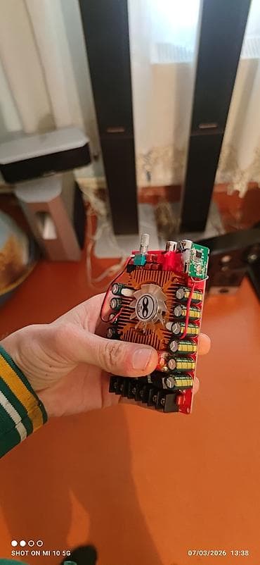 cat s60: Ev kinoteatrı üçün dinamiklər dəsti Komplekt: - Panasonic ön “tower” — 5