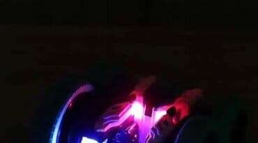 uwaq ucun tortlar: ● Deli Maşin ● Pultla idare olunur ● Zariyatqa ile işleyir ● Qiymet — 7