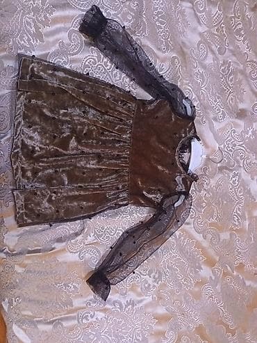 Qız uşağı üçün mərasim donu - Parça: məxmər gövdə və ətək hissəsi