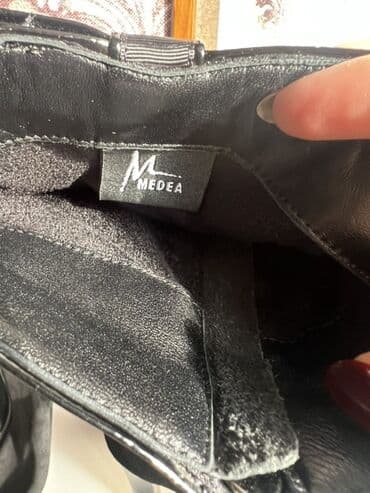 rezin çəkmələr: Məhsul: Qadın uzun çəkmə Brend: MEDEA Model kodu: ID8899-2 Ölçü: 36 — 3