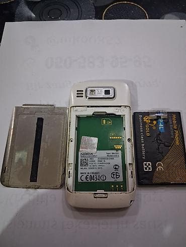 iphone mini 13: Nokia E72, rəng - Gümüşü, Düyməli — 4
