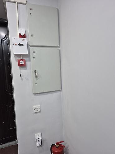 ucar emlak: İcarəyə obyekt – 60 kv.m, 3 otaq Xüsusiyyətlər:Icare ofis Nizami — 6