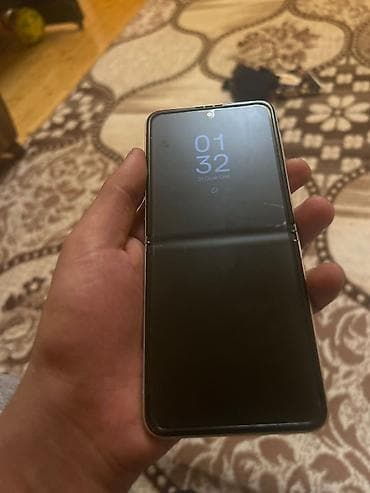 Elektronika: Samsung Z Flip, 128 GB, rəng - Qızılı, Barmaq izi — 5