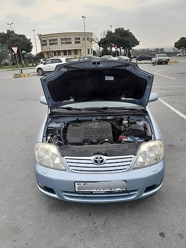 renault logan 2019: Toyota Corolla: 1.4 l | 2005 il Universal — 2