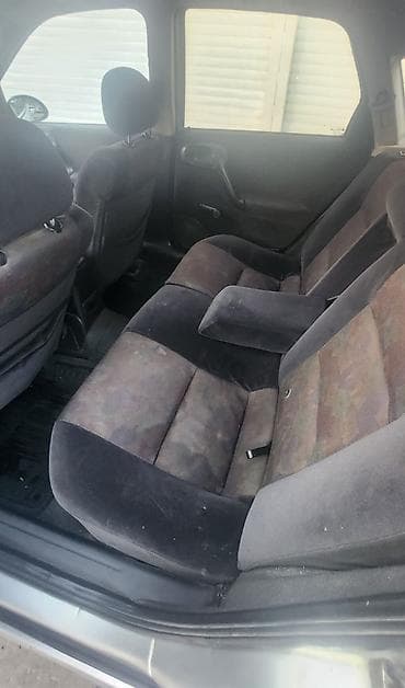cihazlar paneli: Opel Vectra B sedan - Gövdə tipi: sedan, gümüşü rəng - Salon: parça — 2