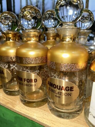 Cox celbedici gozel qablardir.3 ay islenib.Hec birinin qiriqi,cati