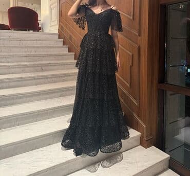 Qiymətdə razılaşmaq olar. Qara rəngli uzun gecə donu -38-40 razmer -1 lalafo.az -da Qiymətdə razılaşmaq olar. Qara rəngli uzun gecə donu -38-40 razmer -1