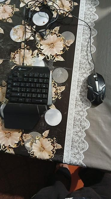 komputer adapter: Oyun üçün USB klaviatura və siçan dəsti - Tərkib: soləlli mini oyun — 1