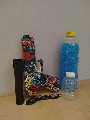 marvel oyuncaq: USB ilə işləyən su geli topları atan oyuncaq silah. Rəngarəng — 2