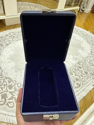 Vertu original karobkasi, 2 eded batareyasi zaryatka ucun perexodniki — 7
