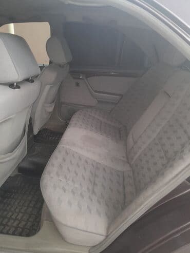 mersedes c200: Mercedes-Benz C‑Class (W202) sedan - Kuzov: 4 qapılı sedan, tünd — 7