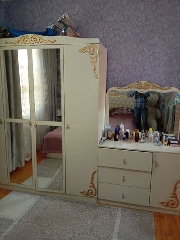 yevlax iş: Satılır. Təcili deyil. Diqqətlə oxuyun zəhmət olmasa.Ev kanal — 27