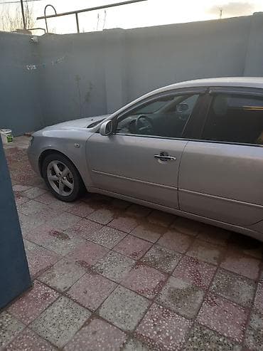 hyundai sonata nece masindir: Hyundai Sonata sedan – gümüşü rəng Xüsusiyyətlər: - Avtomatik — 3