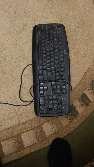 manıtor: Ikisi birlikdə 40 azn HP LP1908w monitor + Genius klaviatura seti - — 3