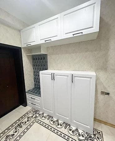 Düz dolab, Dəhliz üçün, Ayaqqabı üçün, Açılan, Korpuslu, 3 qapılı