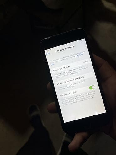 iphone 17 kabro: IPhone 8, 64 GB, Qara, Barmaq izi — 4
