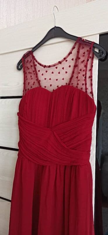 uzun qizil sirqalar: 1 dəfə geyinilib. Ölçü S/36 — 3