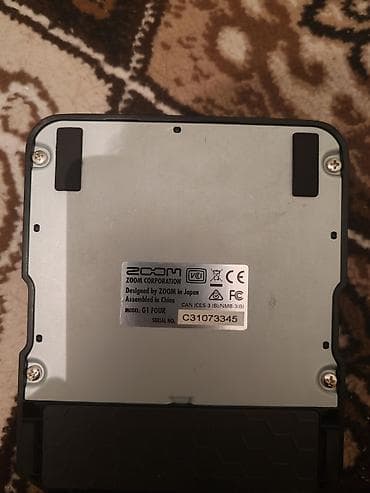 Велоаксессуары: ZOOM G1 Four – elektrik gitara üçün multi-effekt prosessoru - — 2