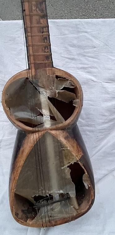 Musiqi alətləri: Məhsul: Tar (Azərbaycan xalq musiqi aləti) 1970 ci ilin antikvar — 2