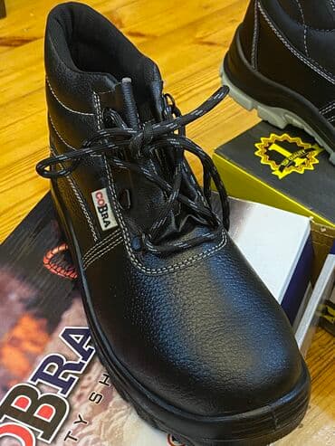 klassik kişi çəkmələri: Tam Yenı . 25 azn . Razmer - 40 — 3