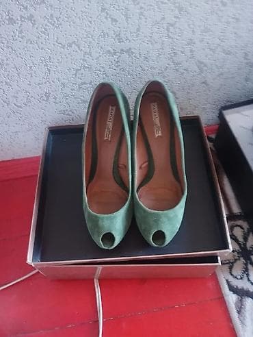 шляпа: Qadın ayaqqabıları – müxtəlif modellər - Yaşıl süet peep-toe — 1