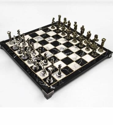 metbex ucun alcipan fiqurlari: Şahmat oyunu♟ Şahmat taxtası daşları ilə birlikdə. Mərmər şəkilli — 1