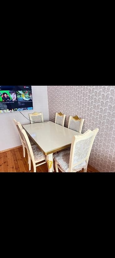 Klassik üslubda yemək otağı dəsti - Komplekt: 1 masa + 6 stul - Rəng