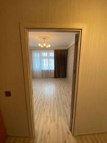 həzi aslanov 2 otaqlı evlər: Bakı, Bakıxanov qəs., 2 otaqlı, Köhnə tikili, m. Neftçilər, 70 kv. m — 20