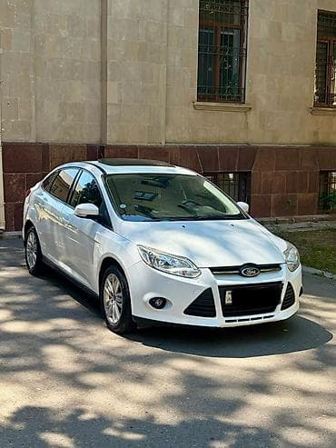 mini cooper kreditle: Ford Focus: 1.5 l | 2014 il 148000 km Sedan — 3
