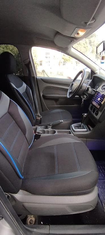 Yağlar və avtokimyəvi maddələr: Ford Focus: 1.6 l | 2006 il 185000 km Hetçbek — 6