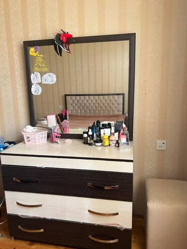 tək nəfərlik yataq dəsti: Yaxsi veziyyetdedi — 3