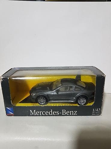 mini mercedes: Kolleksiya üçün 1:43 miqyaslı die-cast model avtomobillər. Şəkillərdə — 2