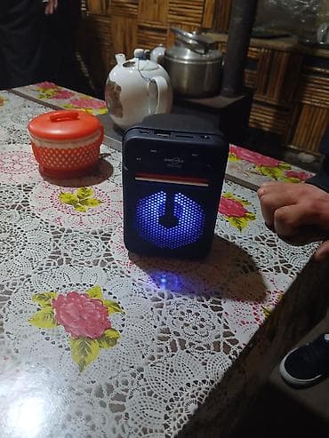 en ucuz kamera: Creative Kolonka, Növ - Portativ, rəng - Qara — 1