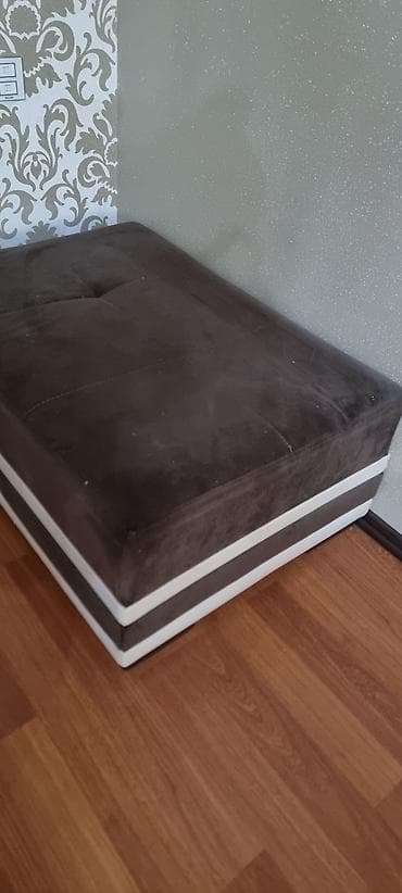 dəhliz mebeli: İşlənmiş, Pufik oturacaq, Vеlur parça, Kredit yoxdur, Çatdırılma yoxdur — 2