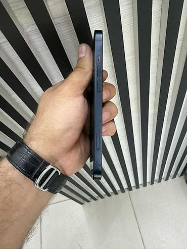 Elektronika: IPhone 13, 128 GB, Midnight, Zəmanət, Simsiz şarj, Face ID — 4