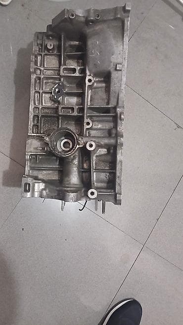 ucuz niva: Salam Blok satılır Tayota Kamry 2008 modelindi 2.4 matorun blokudu — 3