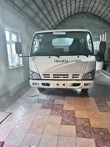 mercedes sprinter 7 1: Isuzu orta tonnajlı yük avtomobili – şassi versiyası - Marka/model — 5