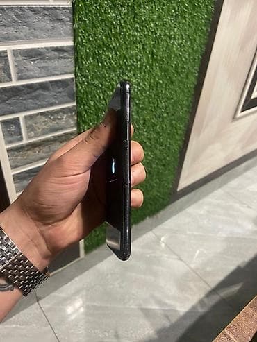 macbook pro: IPhone 11 Pro, 64 GB, Space Gray, Zəmanət, Simsiz şarj, Face ID — 6