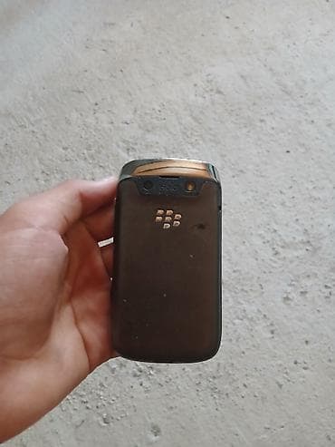 ucuz monitor: Blackberry rəng - Qara, Düyməli — 2