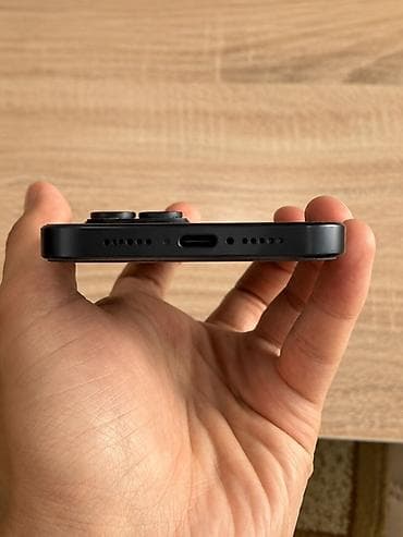 philips xenium 9@9d: IPhone 16 Pro, 256 GB, Qara, Face ID — 7