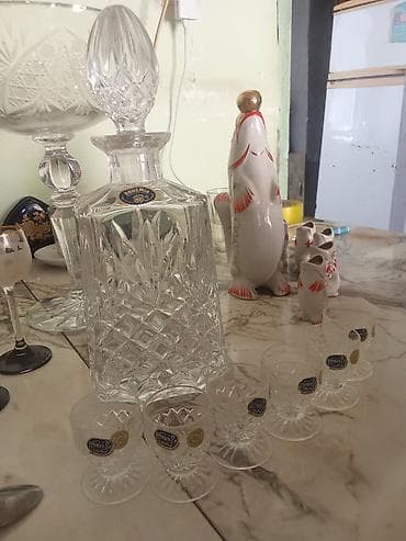 kepenek şekilleri: Təmiz xurustal və qədimi əşyalar.Qiymet 35-50 arası dəyişir.Çex — 7