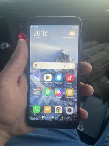 səs: Xiaomi Mi 8, 32 ГБ, цвет - Черный, 
 Две SIM карты — 1