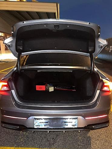 Nəqliyyat: Kia K5 – müasir sedan Xarici: - Gümüş rəngli kuzov, idman üslubunda — 6