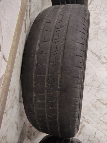 disk saat: İşlənmiş Şin 195 / 65 / R 15 — 8