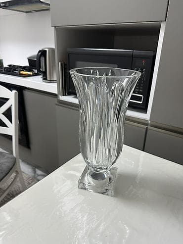 milli sufrələr: Tort və şiriniyyat qabı, Xrustal, Çexiya — 8