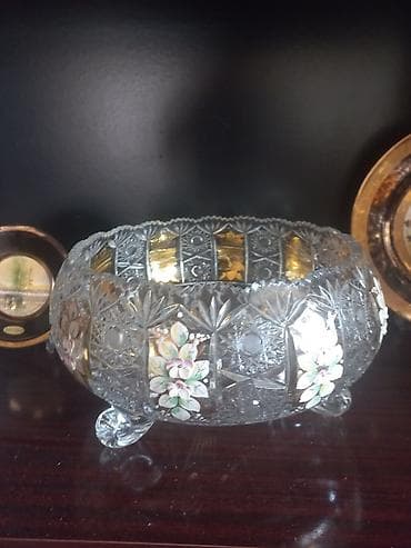 Kəsma şüşədən dekorativ qab - Material: yüksək keyfiyyətli kəsma şüşə