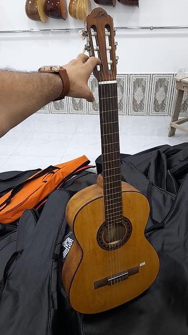 gitara tuner: Klassik gitara, classic gitara, clasic gitara, qitara, qitar Rast — 1