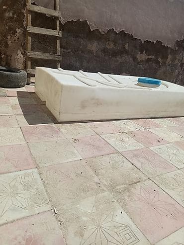 tap az radiatorlar: Bak, Plastik, 1000 l l — 3